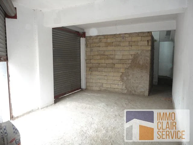 محل تجاري زاوي للبيع في الدرب غلف