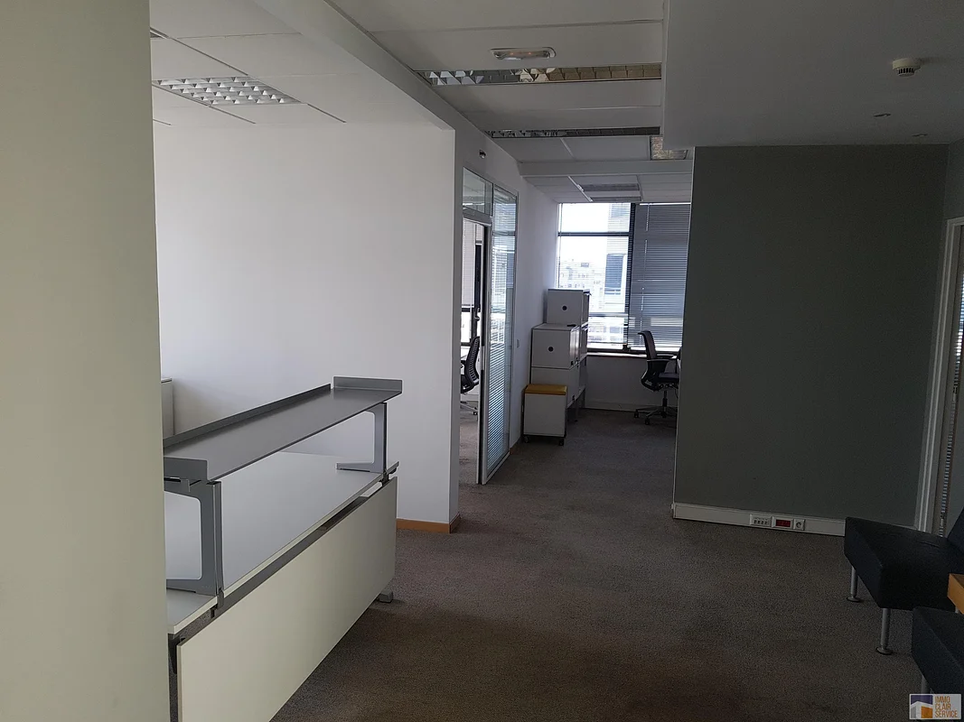 Te Huur: Kantoorruimte met Beveiliging in Casablanca