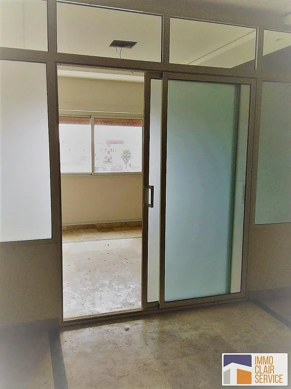 Mooi Appartement met Balkon in Temara