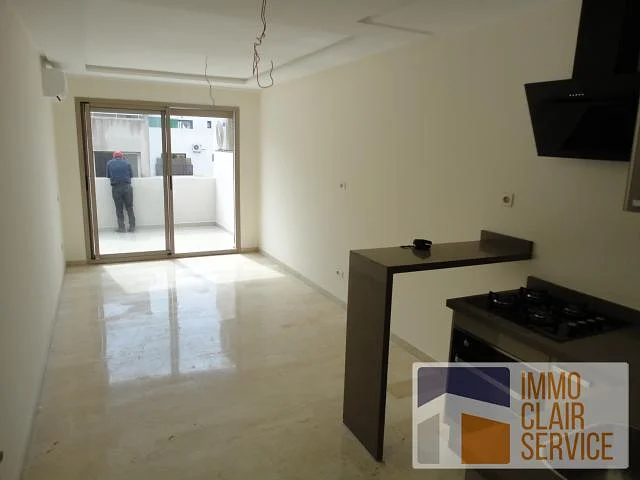 Nieuw Appartement met Terras in Casablanca