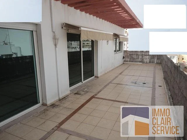 Luxe Appartement met Terras in Casablanca