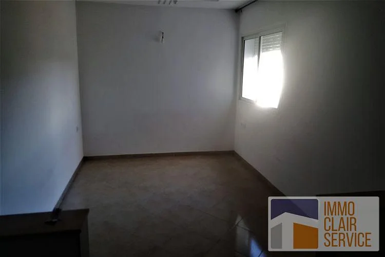 Gemeubeld Appartement in Rabat met Balkon