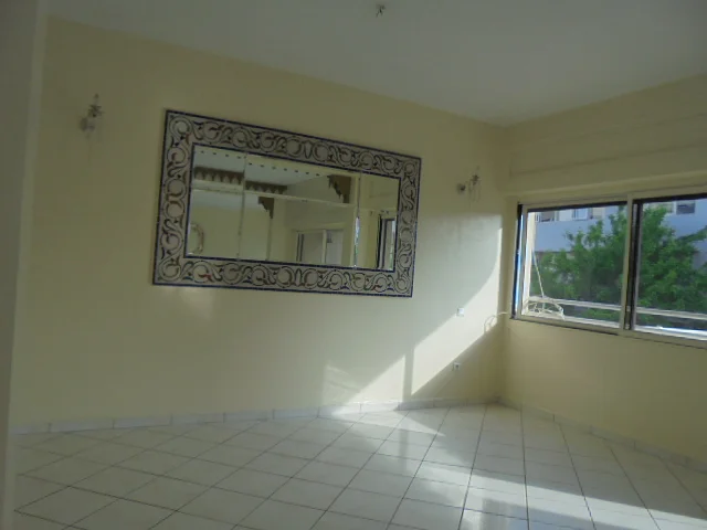 Spacious Apartment in Central Hay Riad