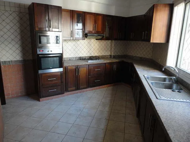 Appartement te koop in Casablanca, goed verlicht