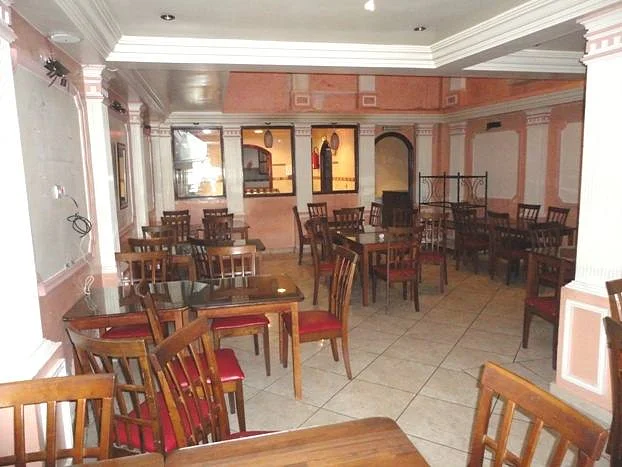 محل تجاري في الدار البيضاء بمنطقة المعاريف