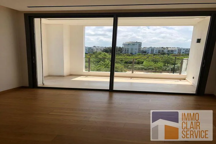 Prachtig Appartement met Terras in Rabat