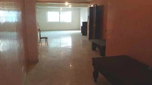 Licht appartement met groot terras in Casablanca