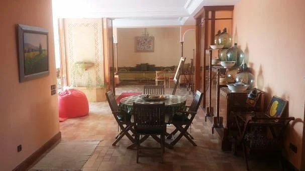 Appartement zonder directe buren in Maarif