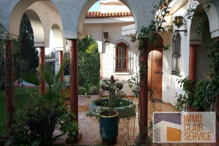 Prachtige Villa met Tuin in Rabat