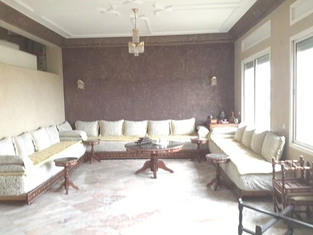 Gemeubelde villa te huur nabij Parc de Sindibad