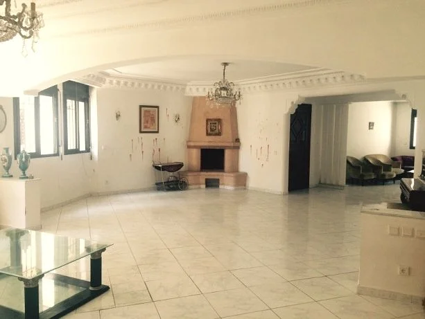 Appartement met Terras in Casablanca