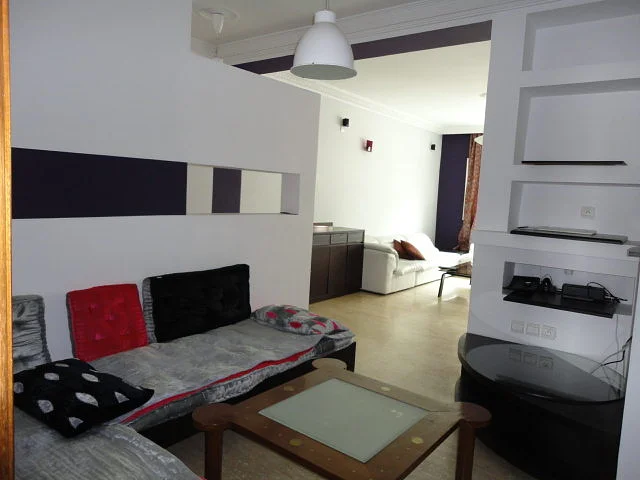 Gerenoveerd Appartement te Huur in Casablanca