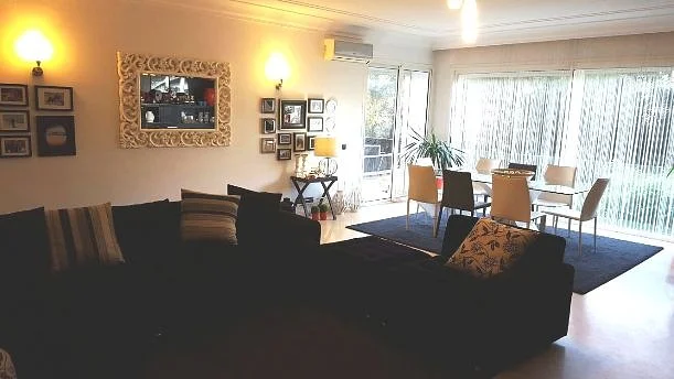 Gemeubeld appartement met zeezicht in Casablanca