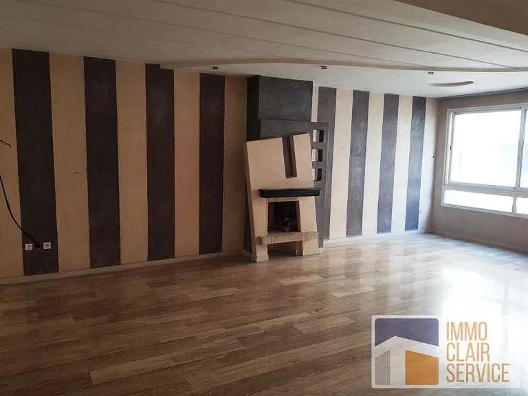 Luxueus Appartement met Balkon in Casablanca