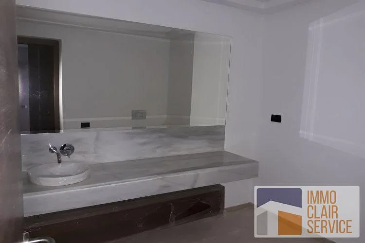 شقة مميزة في الرباط مع شرفتين