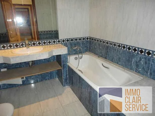 Well-Designed Apartment in Quiet Racine, Casablanca