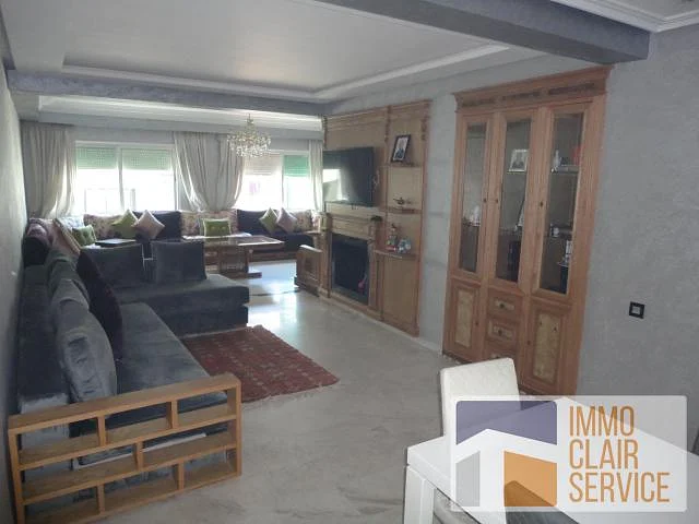 شقة حديثة ومشرقة للبيع في الدار البيضاء