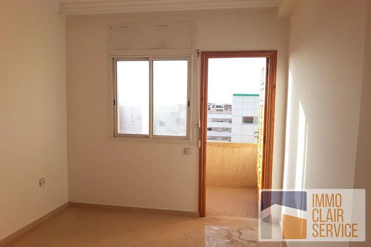 شقة جديدة في تمارة بموقع ممتاز