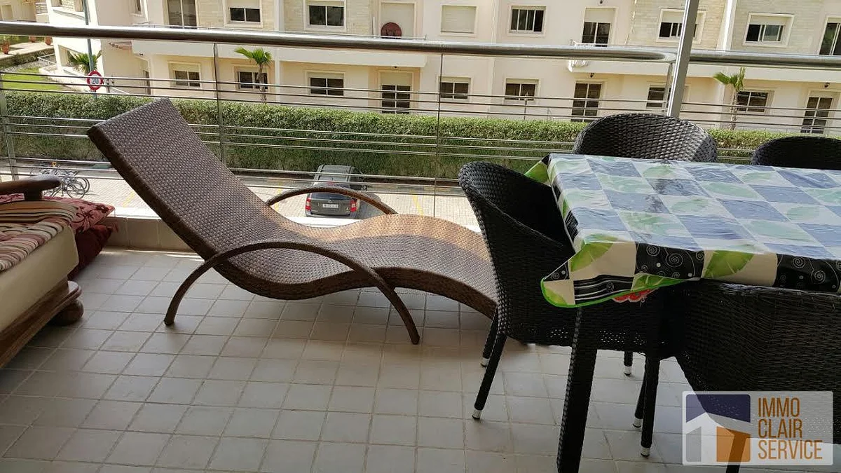 Appartement met Zeezicht en Tuin in Sidi Rahal