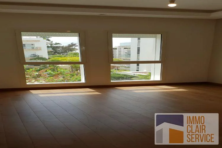 Modern Apartment in Secure Residence, Rabat