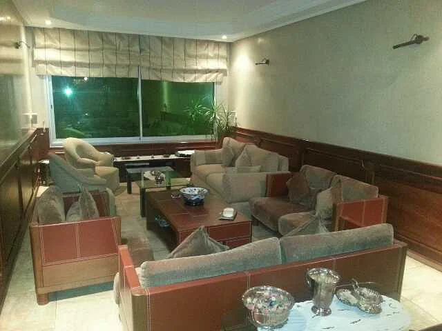 Gemeubeld Appartement met Dubbel Salon in Rabat