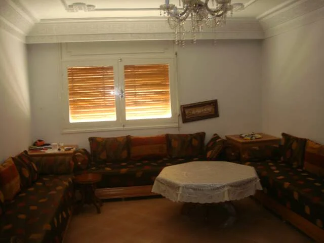 شقة مميزة في موقع مركزي بالرباط