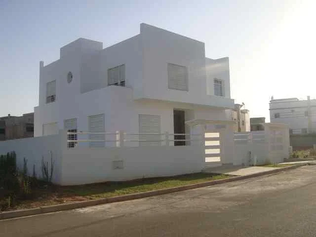 Prachtige Nieuwe Villa met Tuin en Zwembad in El Jadida