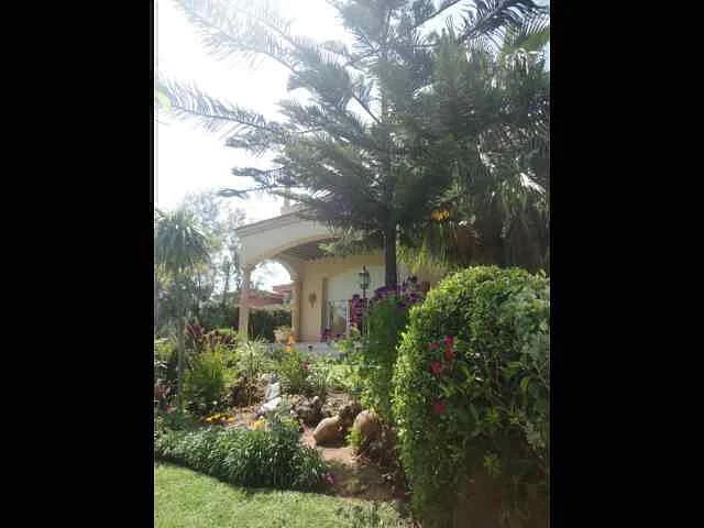 Prachtige Villa met Zeezicht en Privézwembad