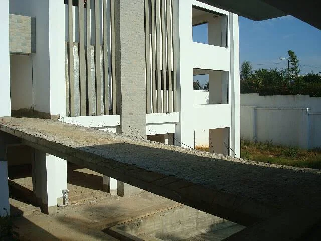 Prachtige Villa met Zwembad en Tuin in Rabat