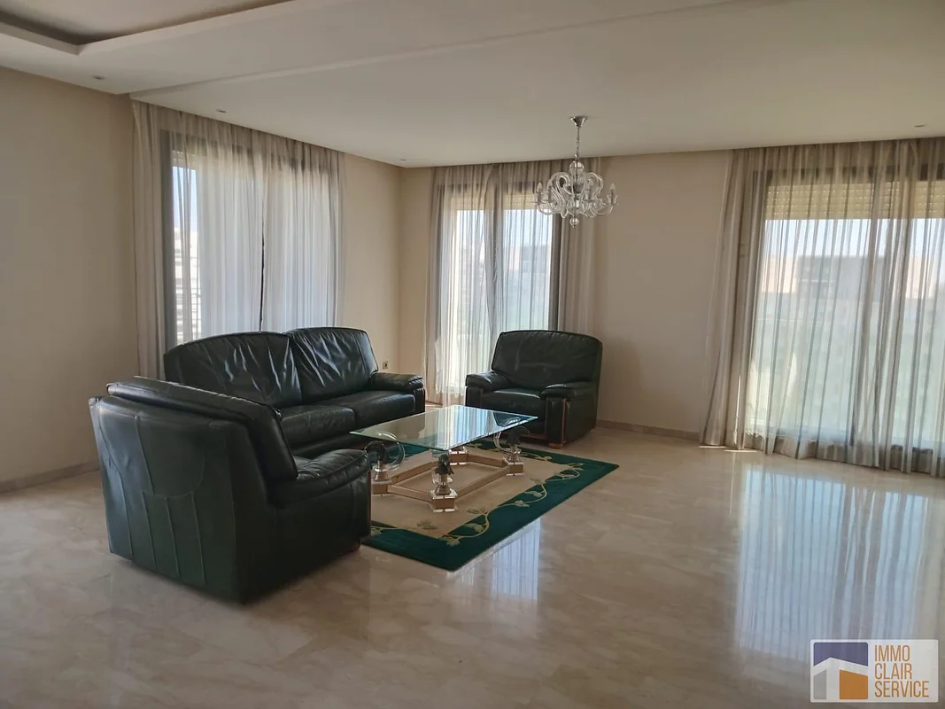 Gemeubelde Villa in Hay Riad, Rabat