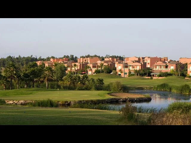 Charming Villa in Tranquil Golf Club Residence