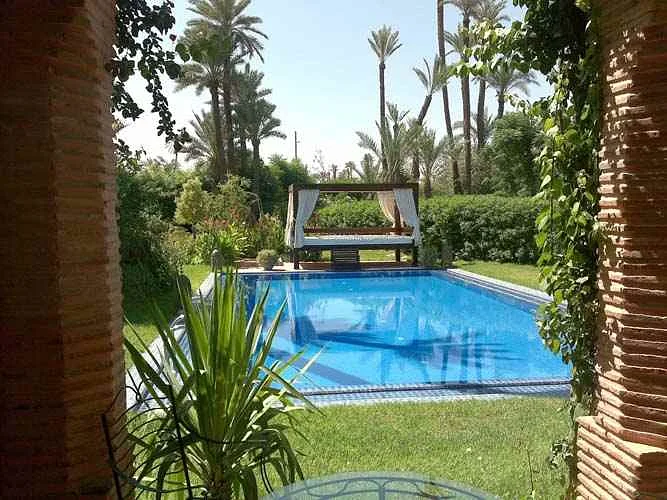 Prachtige Villa met Tuin en Zwembad in Palmeraie