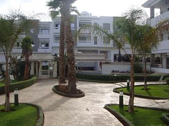 شقة فاخرة في إقامة محروسة بسكيرات