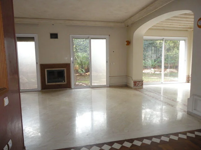 Luxe Appartement met Zwembad in Californie Casablanca