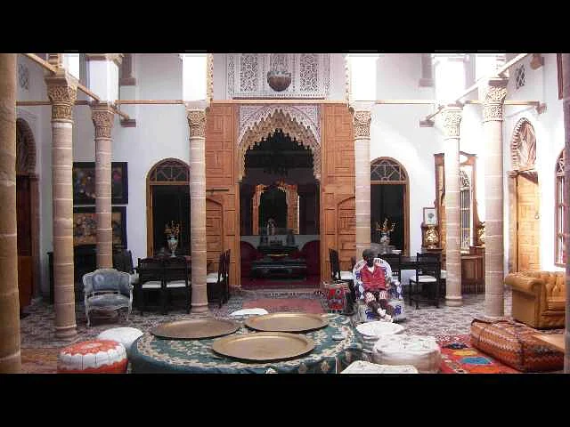 رياض للبيع في موقع مثالي بسلا