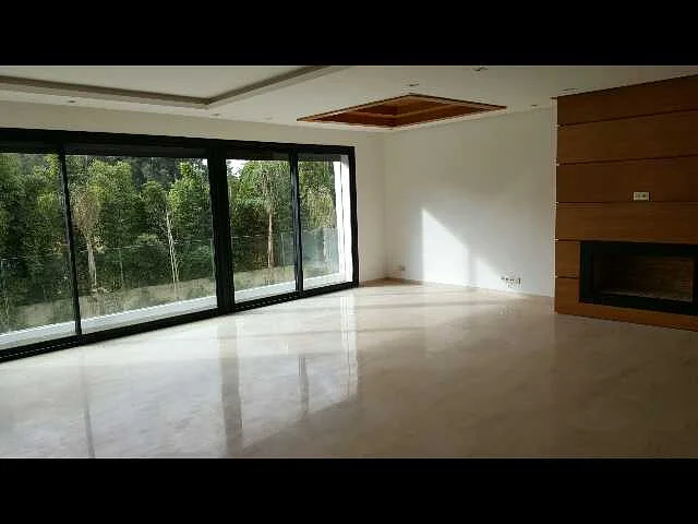 Mooi Appartement met Balkon en Garage in Rabat