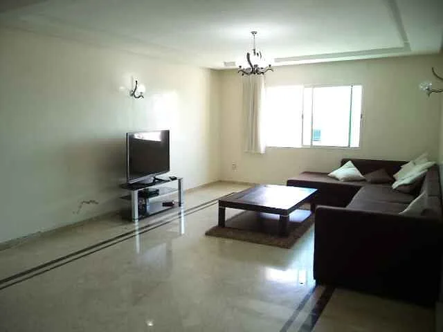 Gemeubeld Appartement met Dubbel Salon in Rabat