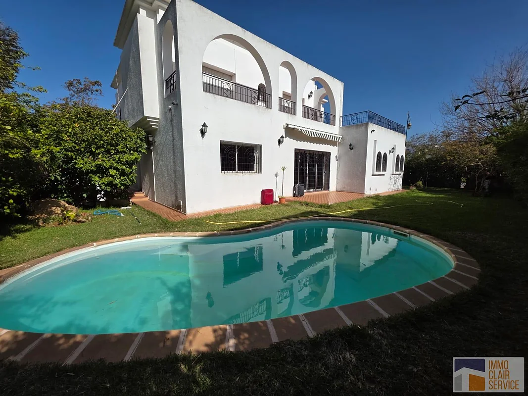 Luxe Villa met Zwembad in Rabat