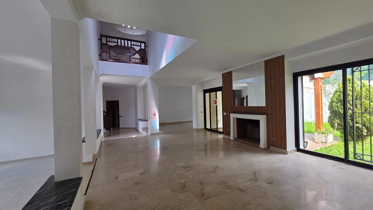 فيلا للبيع في حي الرياض برؤية جميلة