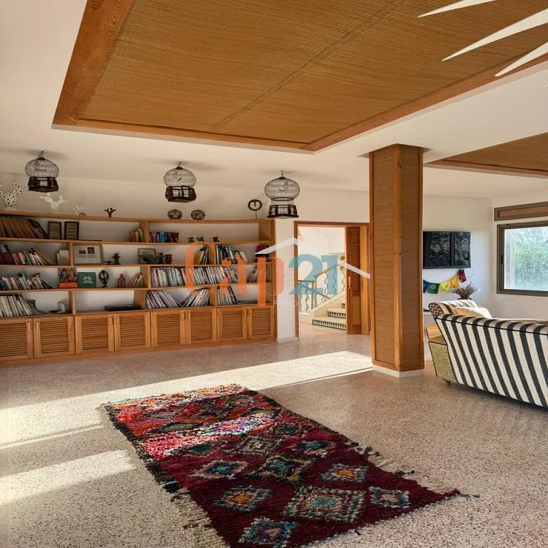 Panoramique villa à louer à Jbila