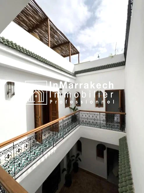Charmant Riad Rénové Avec Piscine à Vendre  – Bab Doukkala