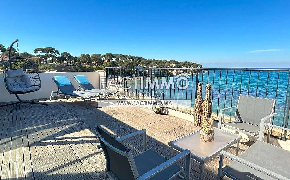 Appartement in Kabila met zeezicht te koop