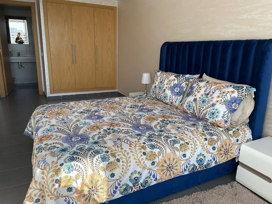 Appartement te koop met garage nabij Hilton