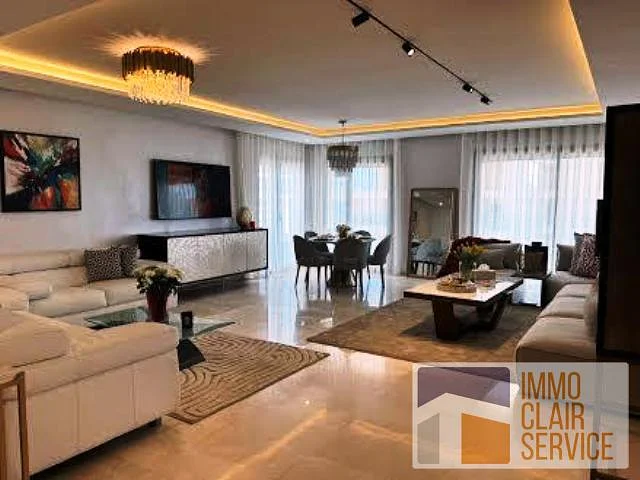 شقة فاخرة مع إطلالة على البحر في الرباط