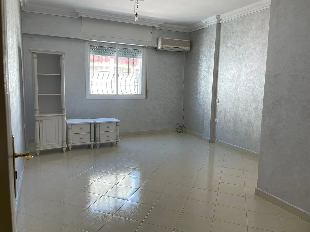 Apartment for Rent in Tanger with Garage
