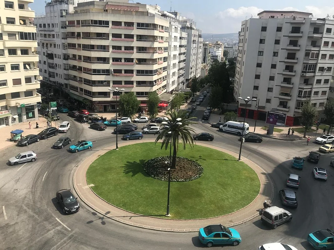 APPARTEMENT A LOUER SITUATION PLACE AL MADINA / REFERENCE : LTAAM11620