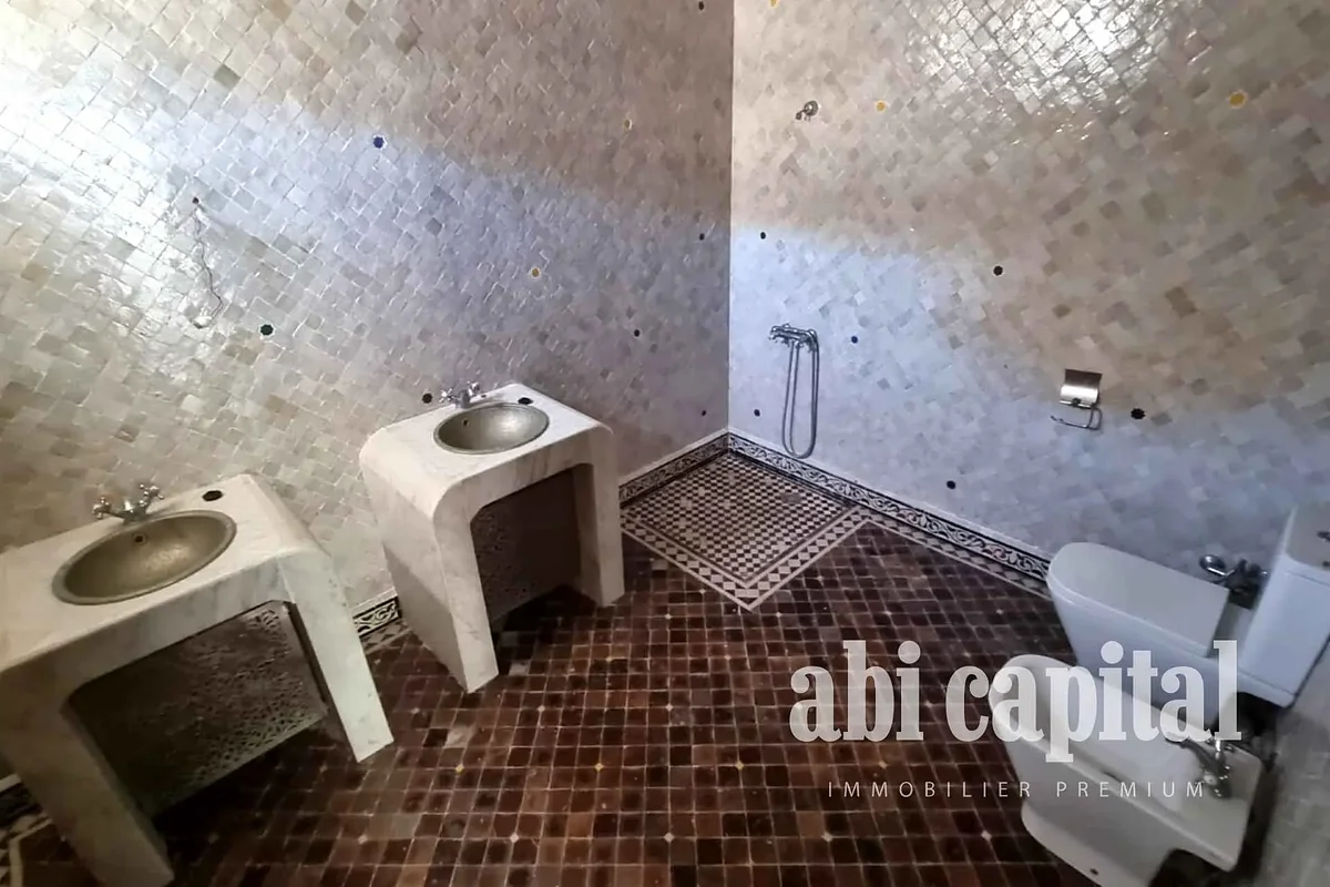 رياض فاخر في المدينة القديمة