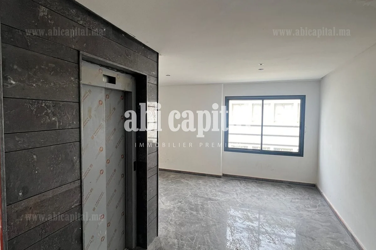 Trois plateaux bureaux