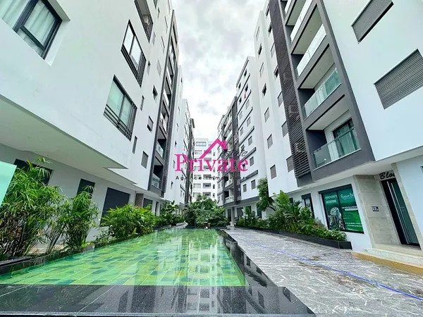 Luxueus Appartement te Huren in Fes met Tuin en Zwembad