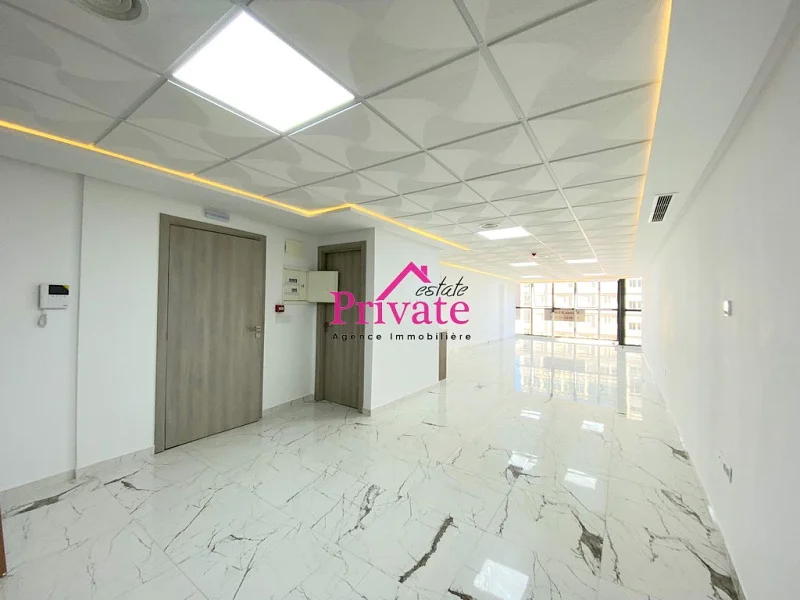 Location bureau 70 m² RUE DE FES Tanger Ref: LZ716